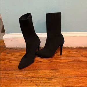 Elegant Black Women's Heeled Boots